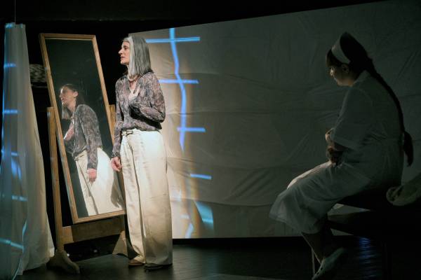 ТАНЦЪТ ДЕЛХИ от Иван Вирипаев